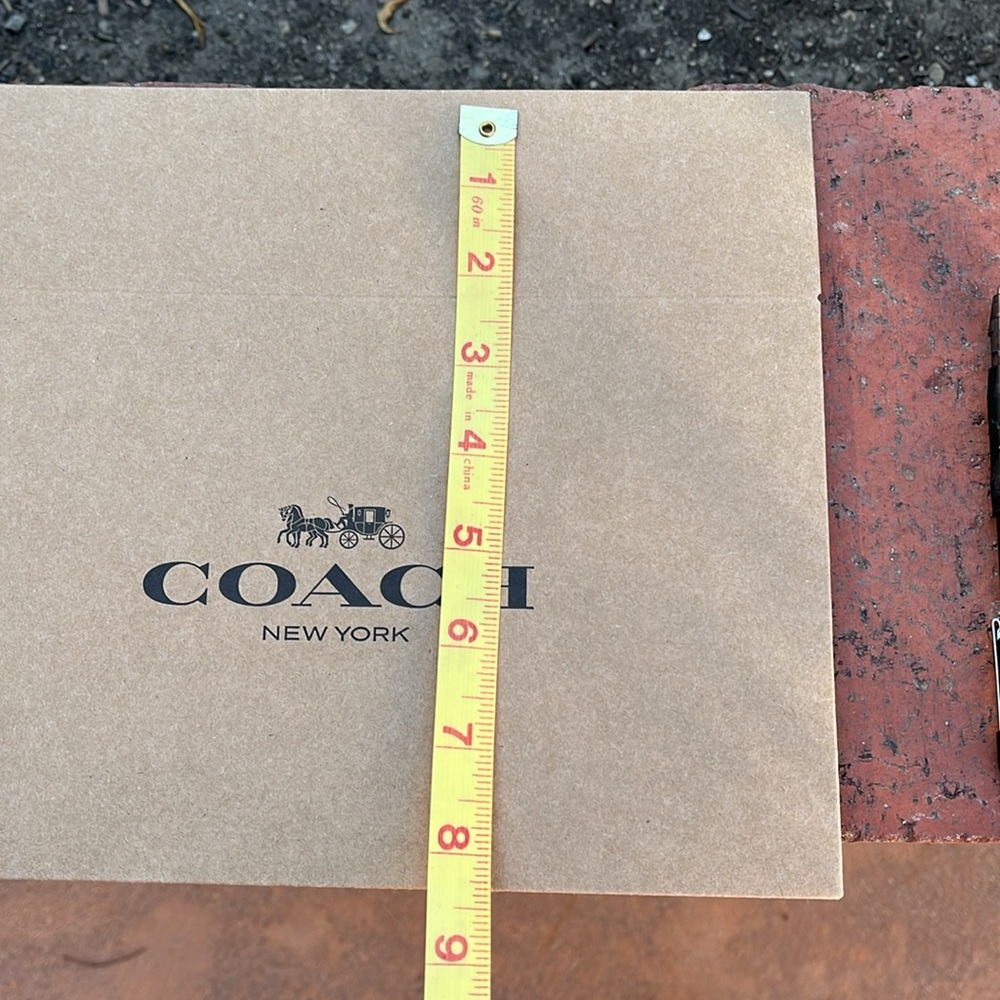NWOT Coach box - Picture 4 of 4